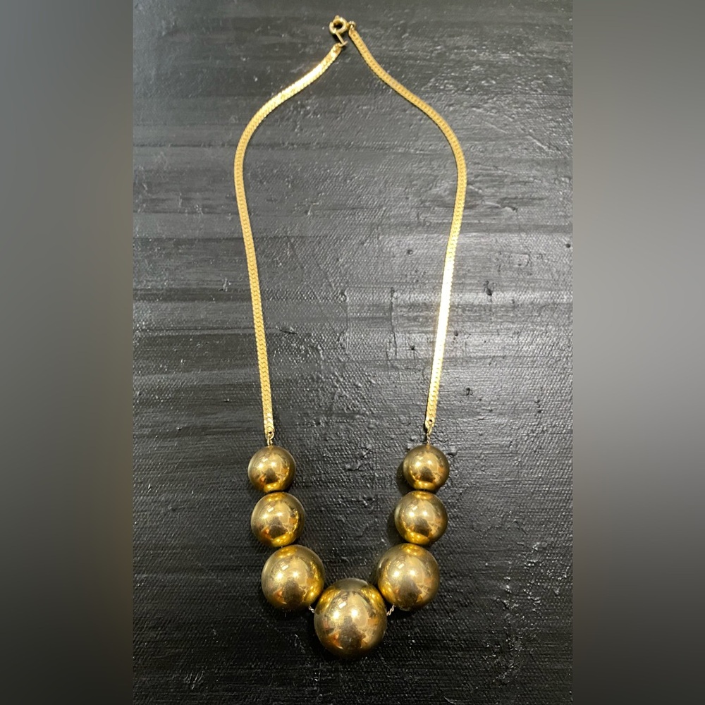 Vintage, gold necklace with beads